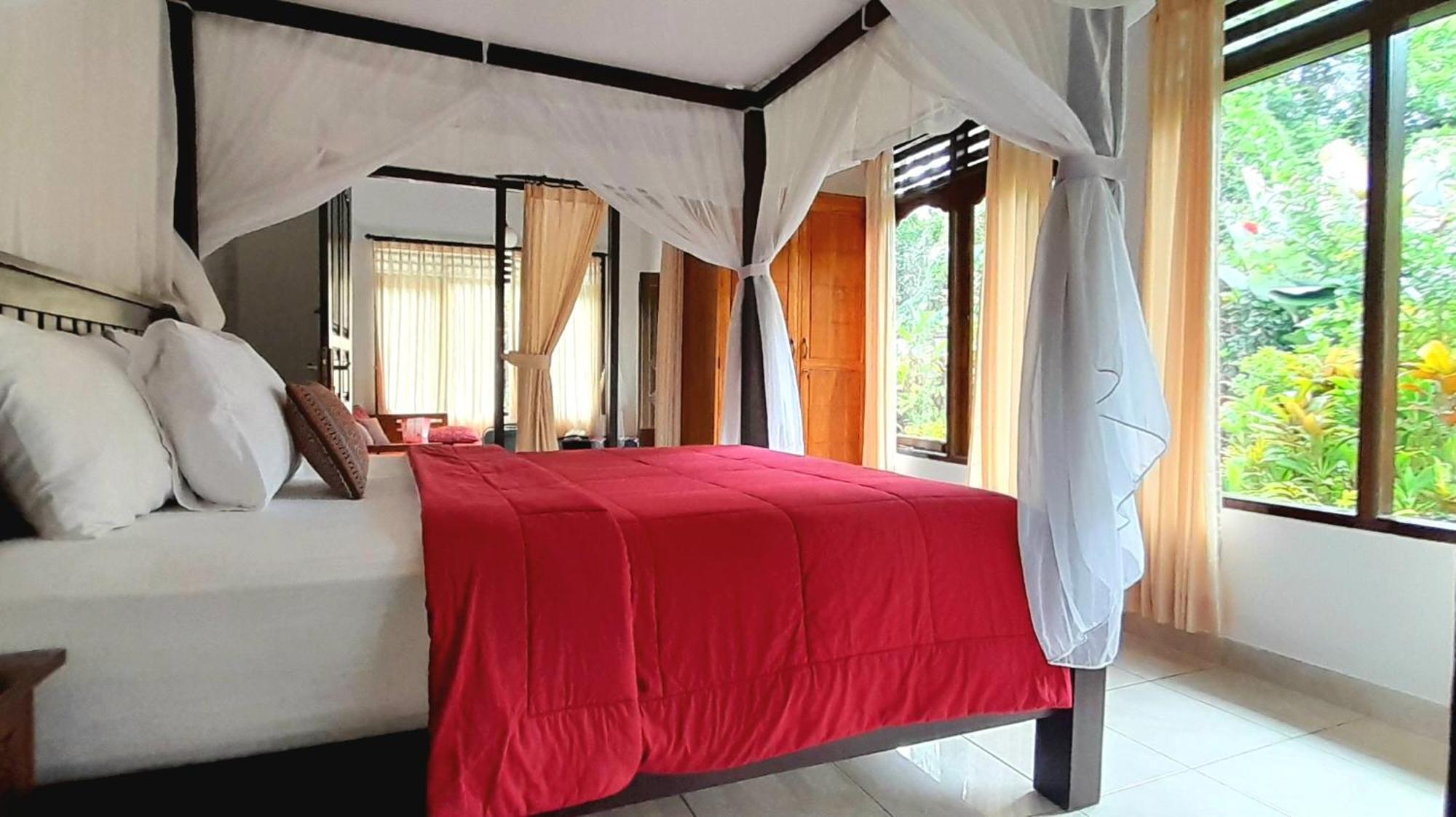 Sari Kembang Villa Ubud 1 Exteriör bild